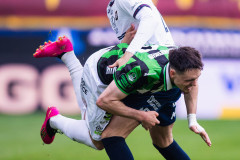 20260503 GAIS Samuel Salter och ÖIS Demirel Hodzic under fotbollsmatchen i Allsvenskan mellan GAIS och ÖIS den 3 maj 2026 på Gamla Ullevi i Göteborg. 
Foto: Filip Kauffeldt