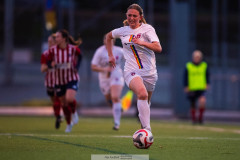 20260419 under fotbollsmatchen i Division 2 Dam Sydvästra Götaland mellan Göteborgs FF och Qviding FIF den 29 april 2026 på Majvallen i Göteborg. 
Foto: Filip Kauffeldt