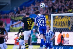 20250817 AIKs Áron Csongvai och IFK Göteborgs Kolbeinn Thordarsson under fotbollsmatchen mellan IFK Göteborg och AIK i Allsvenskan den 17 augusti 2025 på Gamla Ullevi i Göteborg.