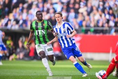 20250428 GAIS Ibrahim Diabate och IFK Göteborgs August Erlingmark under fotbollsmatchen mellan IFK Göteborg och GAIS i Allsvenskan den 28 april 2025 på Gamla Ullevi i Göteborg.