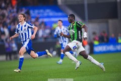 20250428 GAIS Ibrahim Diabate och IFK Göteborgs August Erlingmark under fotbollsmatchen mellan IFK Göteborg och GAIS i Allsvenskan den 28 april 2025 på Gamla Ullevi i Göteborg.