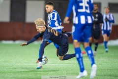 20240126 Halmstads BKs Leo Hedenberg och IFK Göteborgs Thomas Santos under träningsmatchen IFK Göteborg och Halmstads BK på Valhalla IP den 26 januari 2024 i Göteborg.