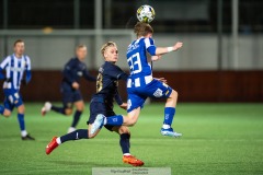 20240126 IFK Göteborgs Rasmus Nåfors Dahlin och Halmstads BKs Leo Hedenberg under träningsmatchen IFK Göteborg och Halmstads BK på Valhalla IP den 26 januari 2024 i Göteborg.