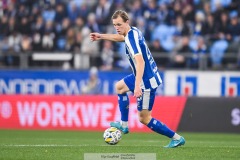 202401102 IFK Göteborgs Adam Carlén under fotbollsmatchen mellan IFK Göteborg och Kalmar FF i Allsvenskan den 2 november 2024 på Gamla Ullevi Göteborg.