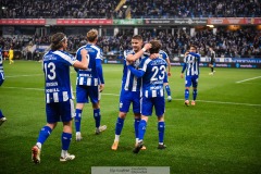 202401102 IFK Göteborgs Ramon Pascal Lundqvist och Kolbeinn Thordarsson under fotbollsmatchen mellan IFK Göteborg och Kalmar FF i Allsvenskan den 2 november 2024 på Gamla Ullevi Göteborg.