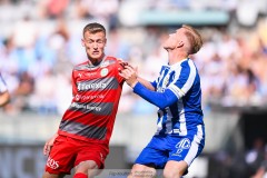 20240721 Västerås SKs Viktor Granath och IFK Göteborgs Oscar Wendt under fotbollsmatchen i Allsvenskan mellan IFK Göteborg och Västerås SK den 21 Juli 2024 på Gamla Ullevi i Göteborg.