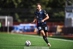 20240810 IFK Skövdes Edin Salihovic under fotbollsmatchen i Div 2 Norra Götaland mellan IFK Skövde och Ahlafors IF den 10 augusti 2024 på Södermalms IP i Skövde.