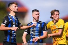 20240810 IFK Skövdes Axel Axelsson under fotbollsmatchen i Div 2 Norra Götaland mellan IFK Skövde och Ahlafors IF den 10 augusti 2024 på Södermalms IP i Skövde.