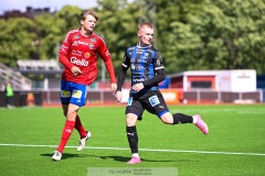 20240609 IFK Skövdes Samuel Persson under fotbollsmatchen i Div 2 Norra Götaland mellan IFK Skövde och IK Gauthiod den 9 juni 2024 på Södermalms IP i Skövde.