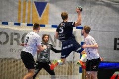 20240328 IFK Skövdes William Elovsson under handbollsmatchen i Handbollsligan herr mellan IFK Skövde och Lugi HF den 28 mars 2024 i Skövde.