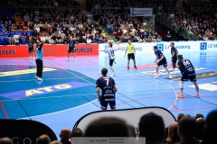 20241226 Skånela IFs Simon Lindberg under handbollsmatchen i Handbollsligan mellan IFK Skövde HK och Skånela IF den 27 december 2024 i Arena Skövde i Skövde.