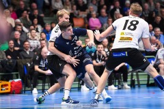 20241226 IFK Skövdes Jacob Gustavsson under handbollsmatchen i Handbollsligan mellan IFK Skövde HK och Skånela IF den 27 december 2024 i Arena Skövde i Skövde.