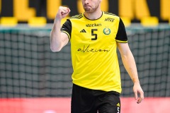 20241209 Sävehofs Olle Ek under handbollsmatchen mellan IK Sävehof och IFK Skövde  i Handbollsligan herr den 9 december 2024 i Partille Arena i Partille.