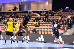 20241209 IFK Skövdes Linus Gustavsson under handbollsmatchen mellan IK Sävehof och IFK Skövde  i Handbollsligan herr den 9 december 2024 i Partille Arena i Partille.