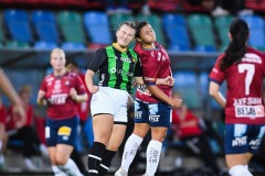 20240915 GAIS Isabelle Wallström och ÖIS Amna Lihovic under fotbollsmatchen mellan ÖIS och GAIS  i DM Dam den 17 september 2024 på Valhalla IP i Göteborg.