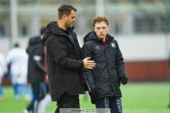 20240127 ÖIS Huvudtränare Andreas Holmberg och William Alder efter träningsmatchen ÖIS och IK Oddevold på Valhalla IP den 27 januari 2024 i Göteborg.