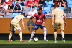 20250727 ÖIS Tobias Sana under fotbollsmatchen mellan ÖIS och Östersunds FK i Superettan den 27 juli 2025 på Gamla Ullevi i Göteborg.