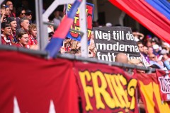 20250727 Publik under fotbollsmatchen mellan ÖIS och Östersunds FK i Superettan den 27 juli 2025 på Gamla Ullevi i Göteborg.