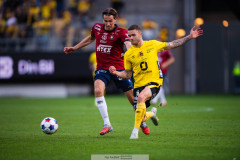 20260529 Örgrytes Noah Christoffersson och Elfsborgs Júlíus Magnússon under fotbollsmatchen i Allsvenskan mellan Örgryte IS och IF Elfsborg den 29 maj 2026 på Gamla Ullevi i Göteborg. 
Foto: Filip Kauffeldt