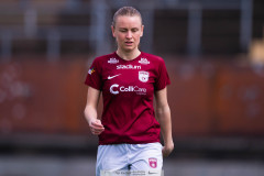20260510 under fotbollsmatchen i Division 2 Dam Sydvästra Götaland mellan Qviding FIF och Eriksbergs IF den 10 maj 2026 på Valhalla IP i Göteborg. 
Foto: Filip Kauffeldt