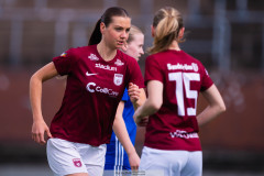 20260510 under fotbollsmatchen i Division 2 Dam Sydvästra Götaland mellan Qviding FIF och Eriksbergs IF den 10 maj 2026 på Valhalla IP i Göteborg. 
Foto: Filip Kauffeldt
