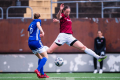 20260510 under fotbollsmatchen i Division 2 Dam Sydvästra Götaland mellan Qviding FIF och Eriksbergs IF den 10 maj 2026 på Valhalla IP i Göteborg. 
Foto: Filip Kauffeldt