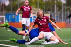 20260510 under fotbollsmatchen i Division 2 Dam Sydvästra Götaland mellan Qviding FIF och Eriksbergs IF den 10 maj 2026 på Valhalla IP i Göteborg. 
Foto: Filip Kauffeldt
