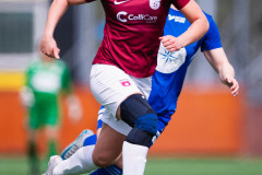 20260510 under fotbollsmatchen i Division 2 Dam Sydvästra Götaland mellan Qviding FIF och Eriksbergs IF den 10 maj 2026 på Valhalla IP i Göteborg. 
Foto: Filip Kauffeldt
