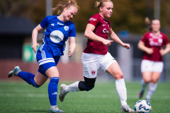 20260510 under fotbollsmatchen i Division 2 Dam Sydvästra Götaland mellan Qviding FIF och Eriksbergs IF den 10 maj 2026 på Valhalla IP i Göteborg. 
Foto: Filip Kauffeldt