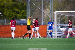 20260510 under fotbollsmatchen i Division 2 Dam Sydvästra Götaland mellan Qviding FIF och Eriksbergs IF den 10 maj 2026 på Valhalla IP i Göteborg. 
Foto: Filip Kauffeldt
