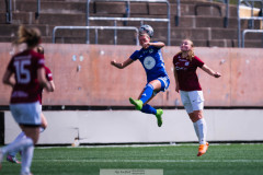20260510 under fotbollsmatchen i Division 2 Dam Sydvästra Götaland mellan Qviding FIF och Eriksbergs IF den 10 maj 2026 på Valhalla IP i Göteborg. 
Foto: Filip Kauffeldt