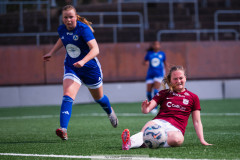 20260510 under fotbollsmatchen i Division 2 Dam Sydvästra Götaland mellan Qviding FIF och Eriksbergs IF den 10 maj 2026 på Valhalla IP i Göteborg. 
Foto: Filip Kauffeldt