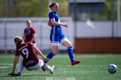20260510 under fotbollsmatchen i Division 2 Dam Sydvästra Götaland mellan Qviding FIF och Eriksbergs IF den 10 maj 2026 på Valhalla IP i Göteborg. 
Foto: Filip Kauffeldt