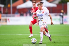 20240615 Degerfors IFs Kevin Holmén under fotbollsmatchen i Superettan mellan Skövde AIK och Degerfors IF den 15 juni 2024 på Södermalms IP i Skövde.