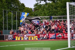 20240804 Publik under fotbollsmatchen i Superettan mellan Skövde AIK och ÖIS den 4 Augusti 2024 på Södermalms IP i Skövde.