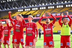 20240420 Skövde AIK under fotbollsmatchen i Superettan mellan Skövde AIK och Trelleborgs FF den 20 april 2024 på Borås Arena i Borås.