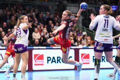 20241230 Skövde HFs Natalie Wästefors under handbollsmatchen i Handbollsligan mellan Skövde HF och Skara HF den 30 december 2024 i Arena Skövde i Skövde.