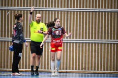 20241230 Skövde HFs Selma Hestner Olsson under handbollsmatchen i Handbollsligan mellan Skövde HF och Skara HF den 30 december 2024 i Arena Skövde i Skövde.