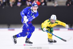 20241228 Villa-Lidköpings Martin Karlsson under bandymatchen i Elitserien mellan Villa-Lidköping BK och Ljusdals BK den 28 december 2024 i Sparbanken Arena i Lidköping.