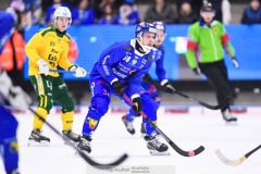 20241228 Villa-Lidköpings Erik Säfström under bandymatchen i Elitserien mellan Villa-Lidköping BK och Ljusdals BK den 28 december 2024 i Sparbanken Arena i Lidköping.