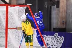 20241228 Villa-Lidköpings Tobias Augustsson under bandymatchen i Elitserien mellan Villa-Lidköping BK och Ljusdals BK den 28 december 2024 i Sparbanken Arena i Lidköping.